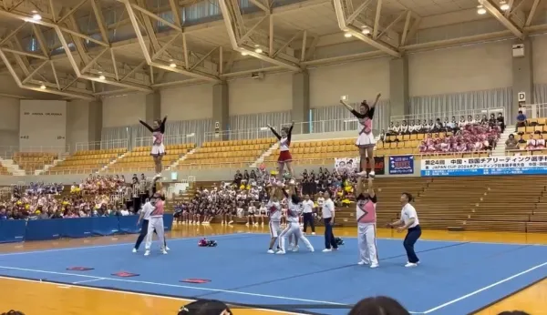チアリーディング部　中四国大会出場