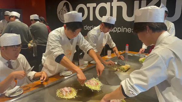 【2年生　自創探究コース】校外学習へ！！