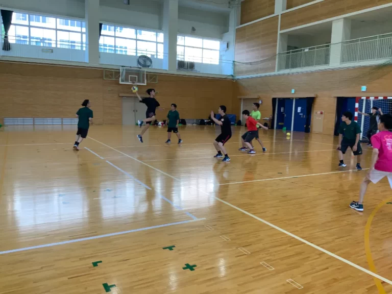ハンドボール部の練習