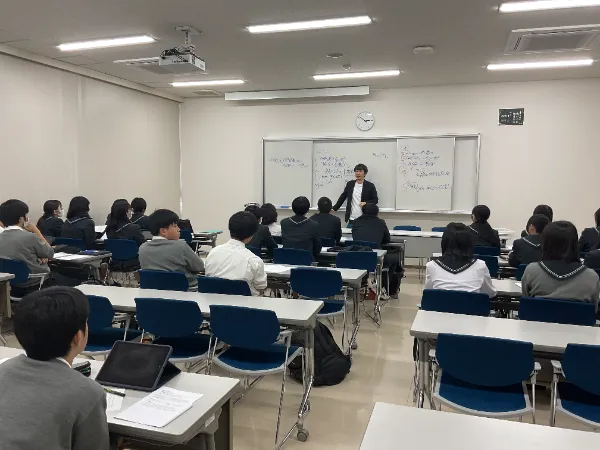 【2年生　総合的な探究の時間】外総探で瀬戸内高校に潜入？？