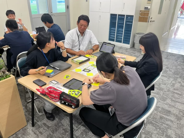 問いを探究するカードゲーム「QuestionX」