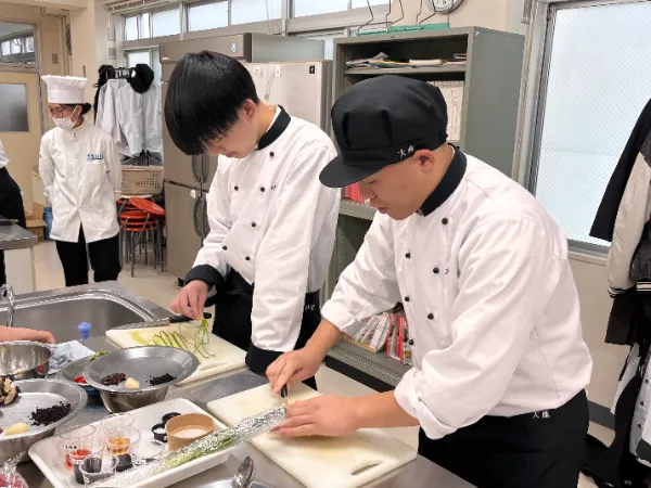 【パティシエコース】出前授業！