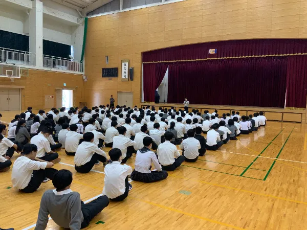 ２学年が修学旅行の結団式を行いました