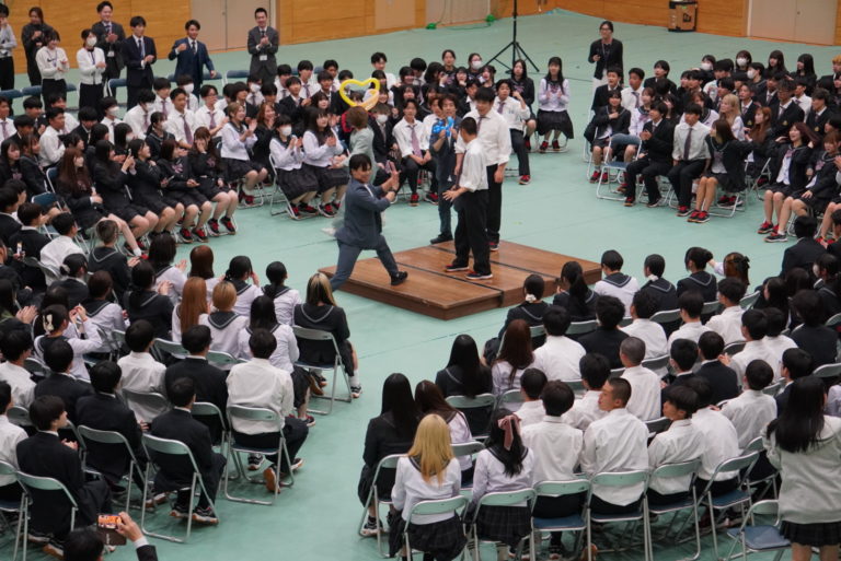 【1学年】ミュージカルシアターラーニングを行いました！